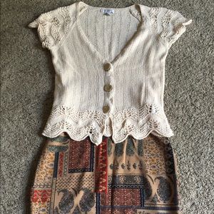 LuLaRoe Cassie in Med with sweater